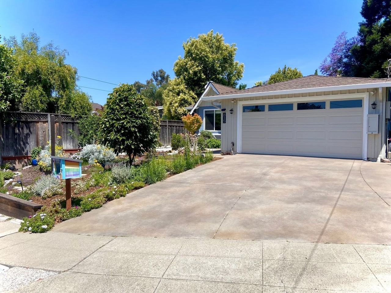 815 Uinta Ct - Photo 2 of 21