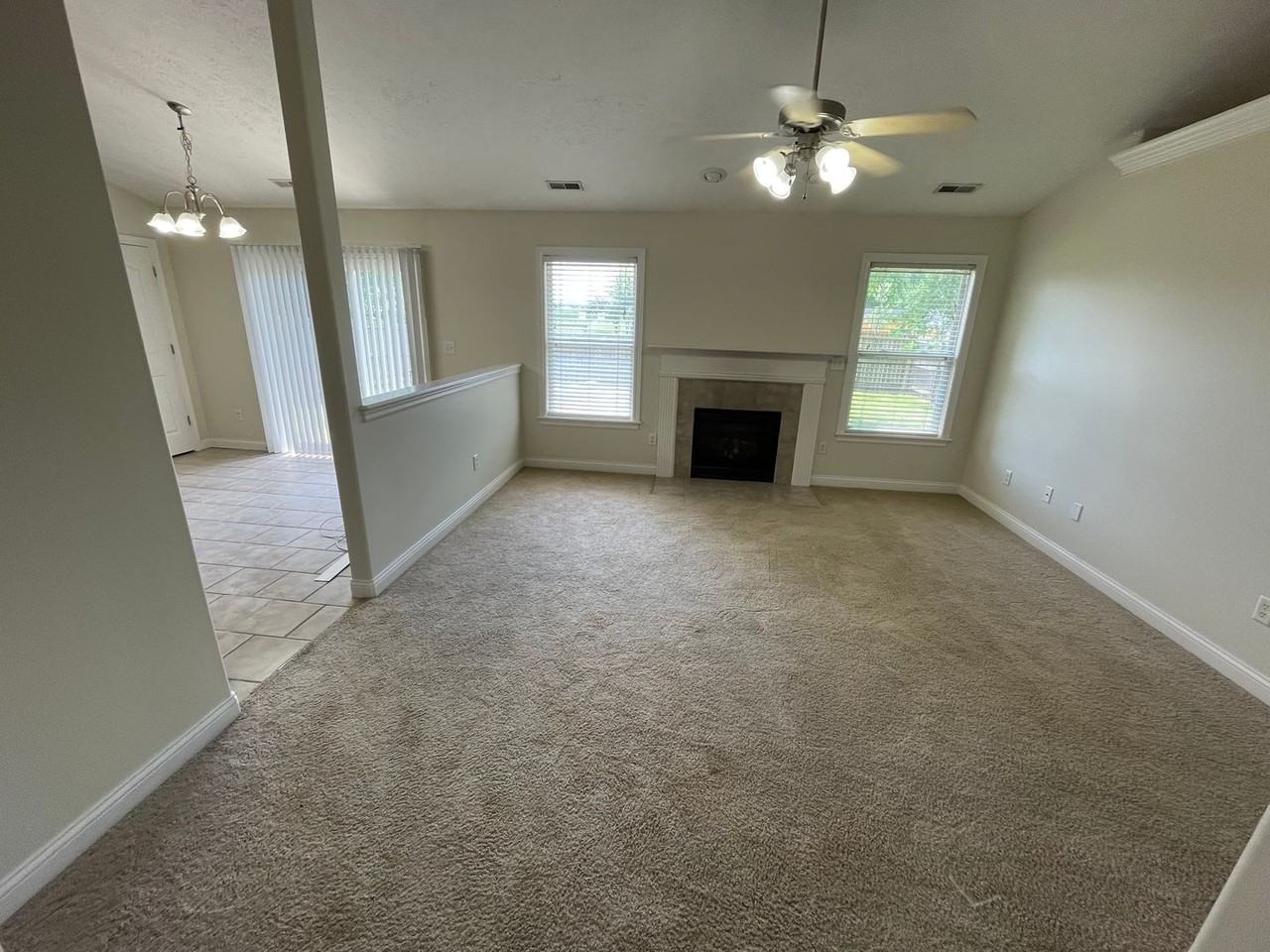 1417 Shining Armor Ln - Photo 4 of 19