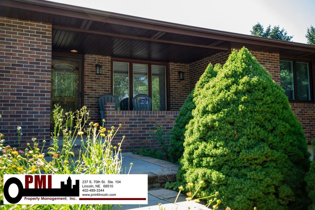 5501 S 68th St - Photo 6 of 50