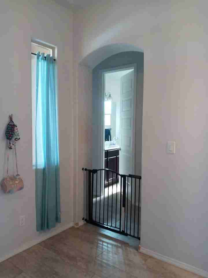 6936 Yukon Rd Ne - Photo 2 of 50