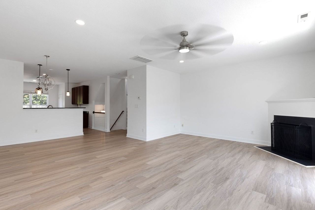 4577 Leamore Square Rd - Photo 5 of 31