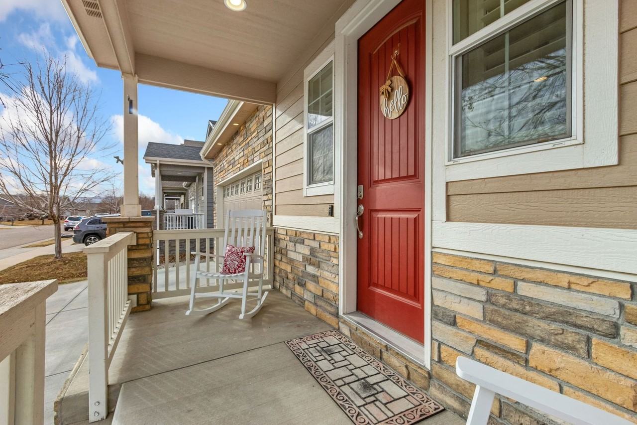 2226 Friar Tuck Ct - Photo 3 of 30