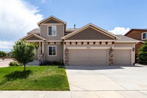 featured image of 9055 Canary Cir