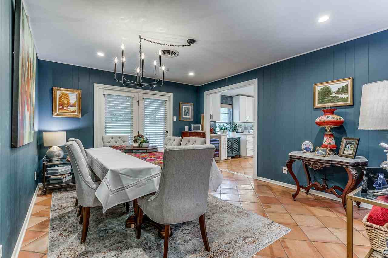 7407 Quail Run Dr - Photo 6 of 26