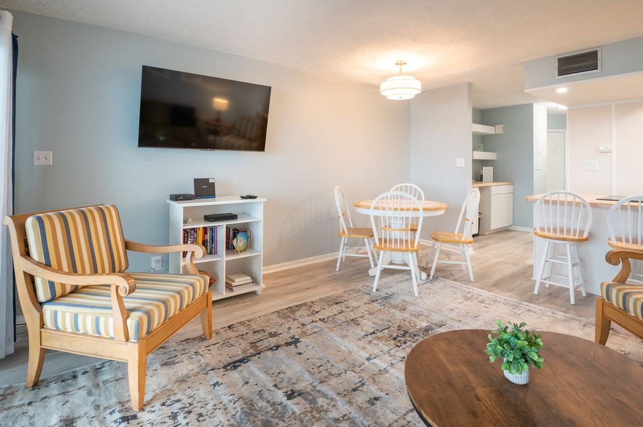 1311 Sea Colony 27B @ 1311 S Lake Park Blvd - Photo 6 of 20