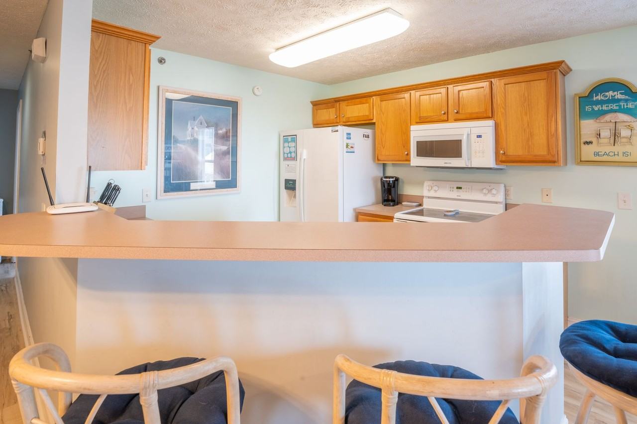 208 Sea Drift Carolina Breezin' @ 208 Carolina Beach Ave S #102 - Photo 7 of 19