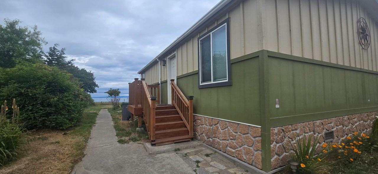 200 Cypress Cir - Photo 2 of 38