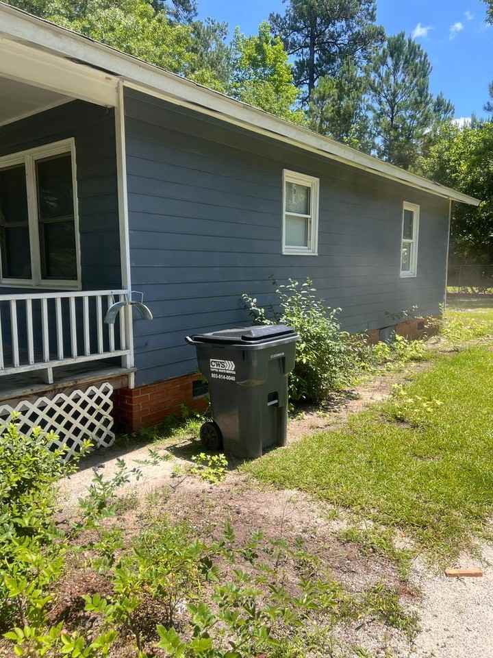 1413 Bobby L Davis Blvd - Photo 2 of 14