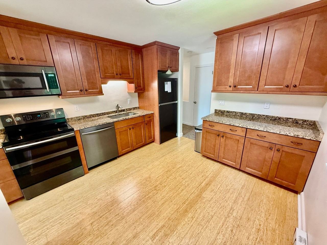 205 Village Dr - Photo 6 of 26