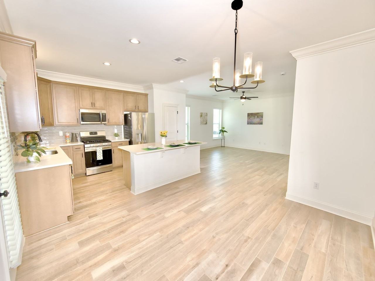 17017 Shearwater Trce - Photo 2 of 26