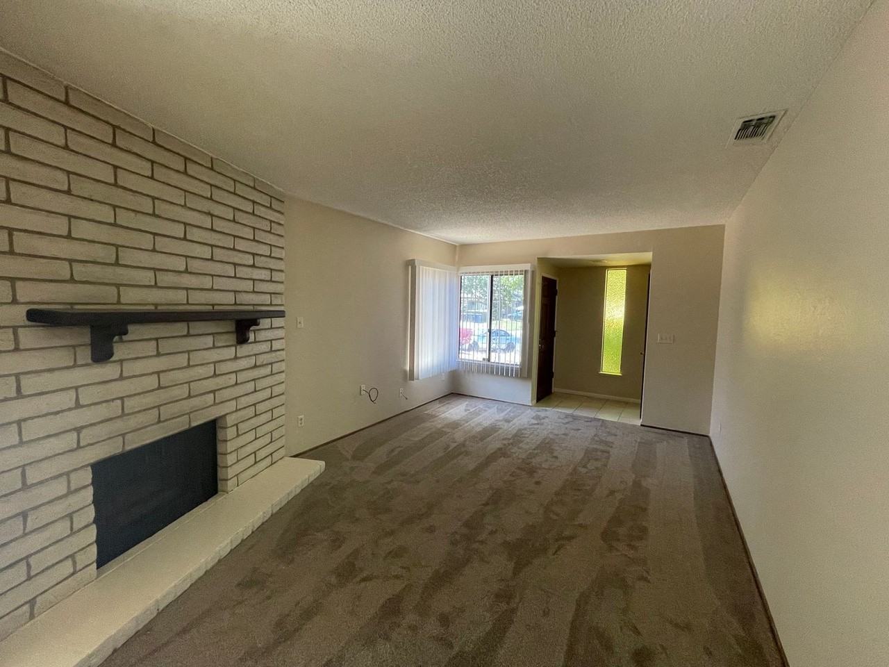 6900 Trovita Way - Photo 3 of 18