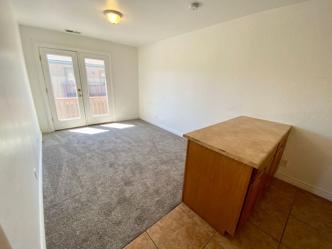 1402 E Scarlet Dr - Photo 6 of 17