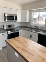 featured image of 6900 Cranberry St