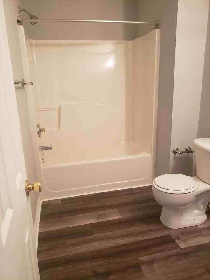 213 Abby Ct - Photo 6 of 8