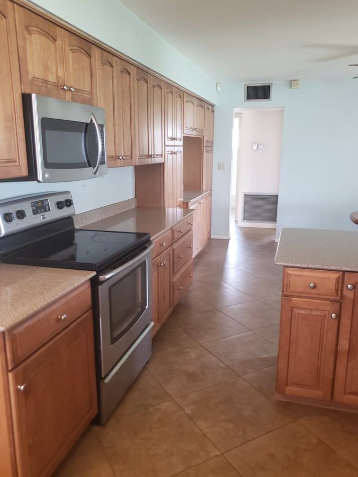 714 Indian Wells Ave - Photo 5 of 12