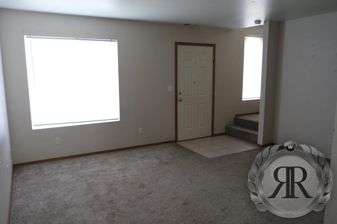 3616 Fairbanks Ave #4 - Photo 4 of 17