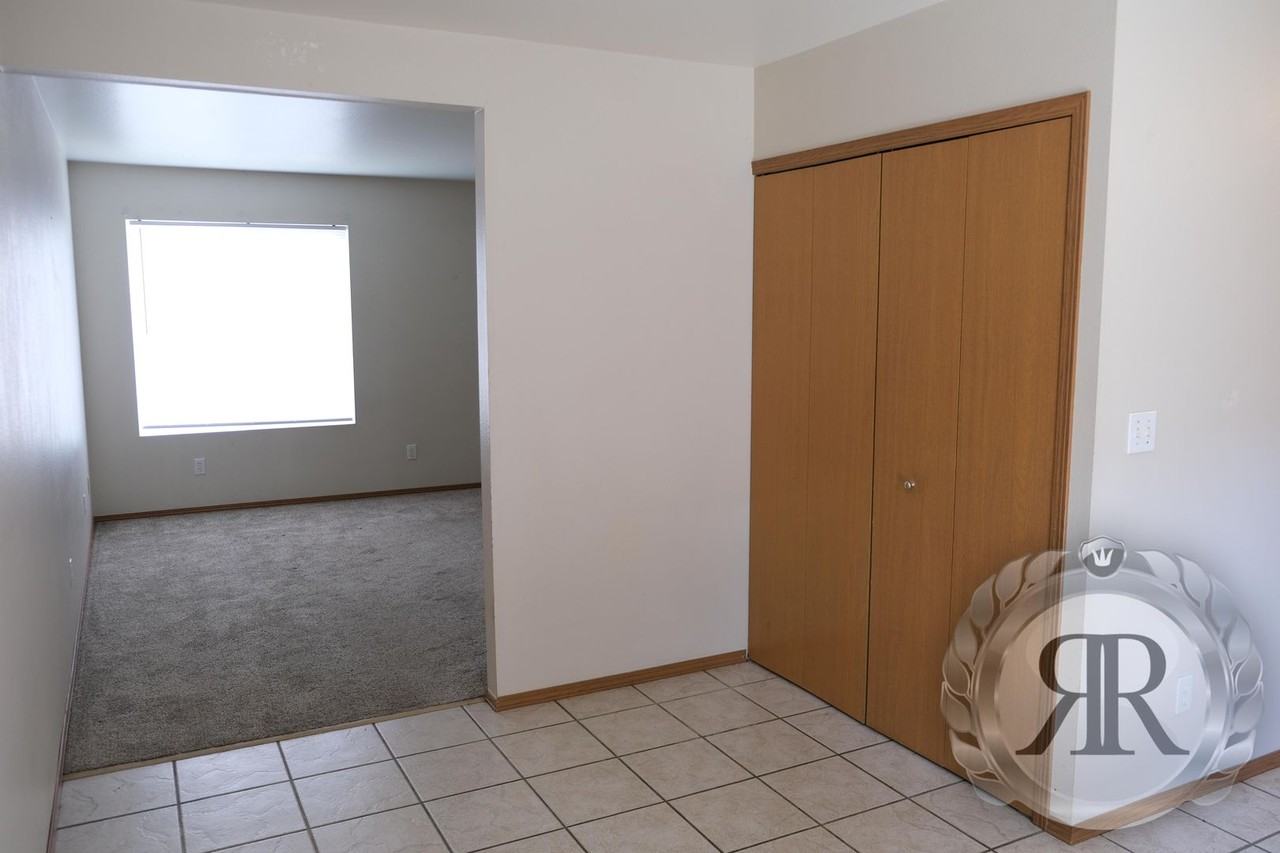 3616 Fairbanks Ave #4 - Photo 7 of 17