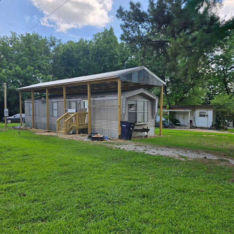 507 Ferrell St - Photo 2 of 10