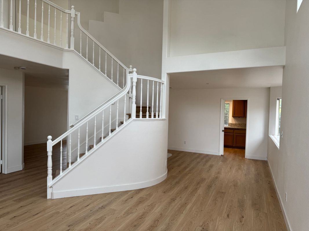 3117 San Helena Dr - Photo 3 of 17