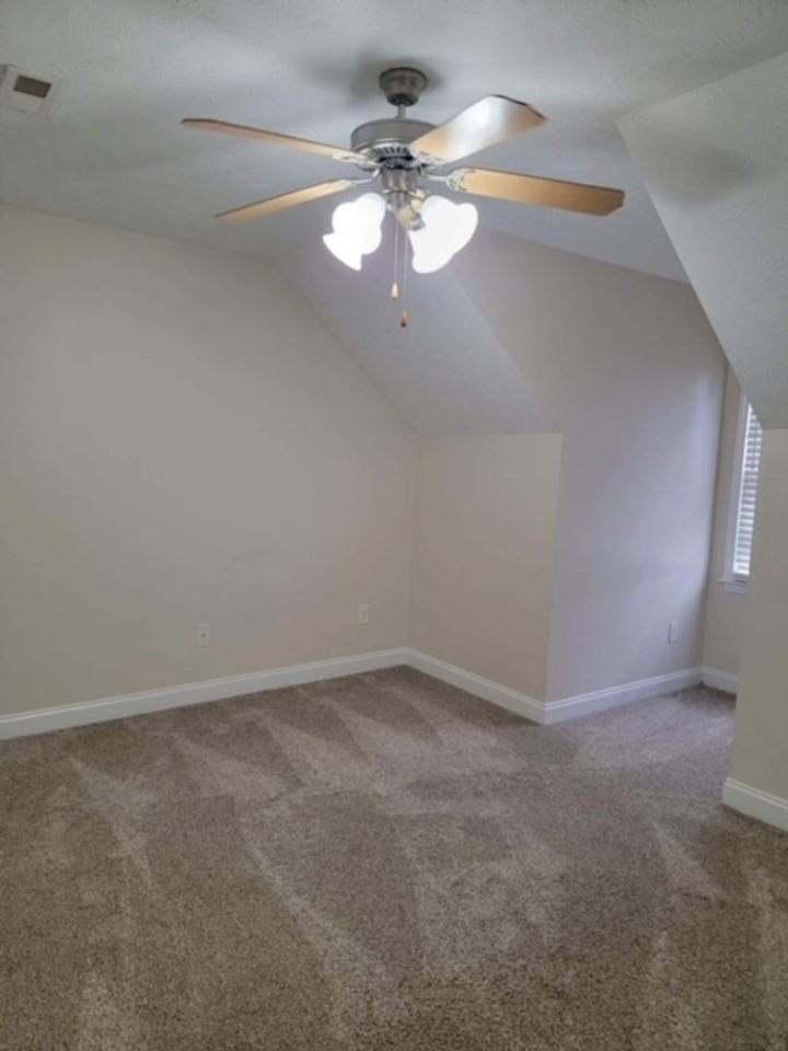 628 Amber Leaf Dr - Photo 2 of 11