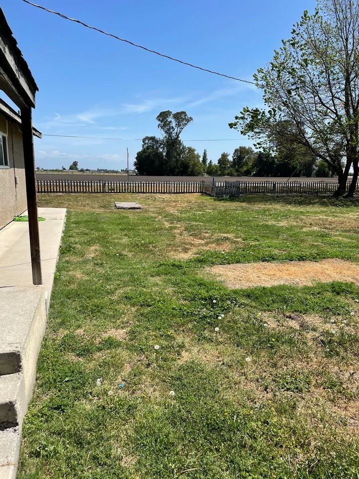 17121 Brannon Ave - Photo 7 of 23