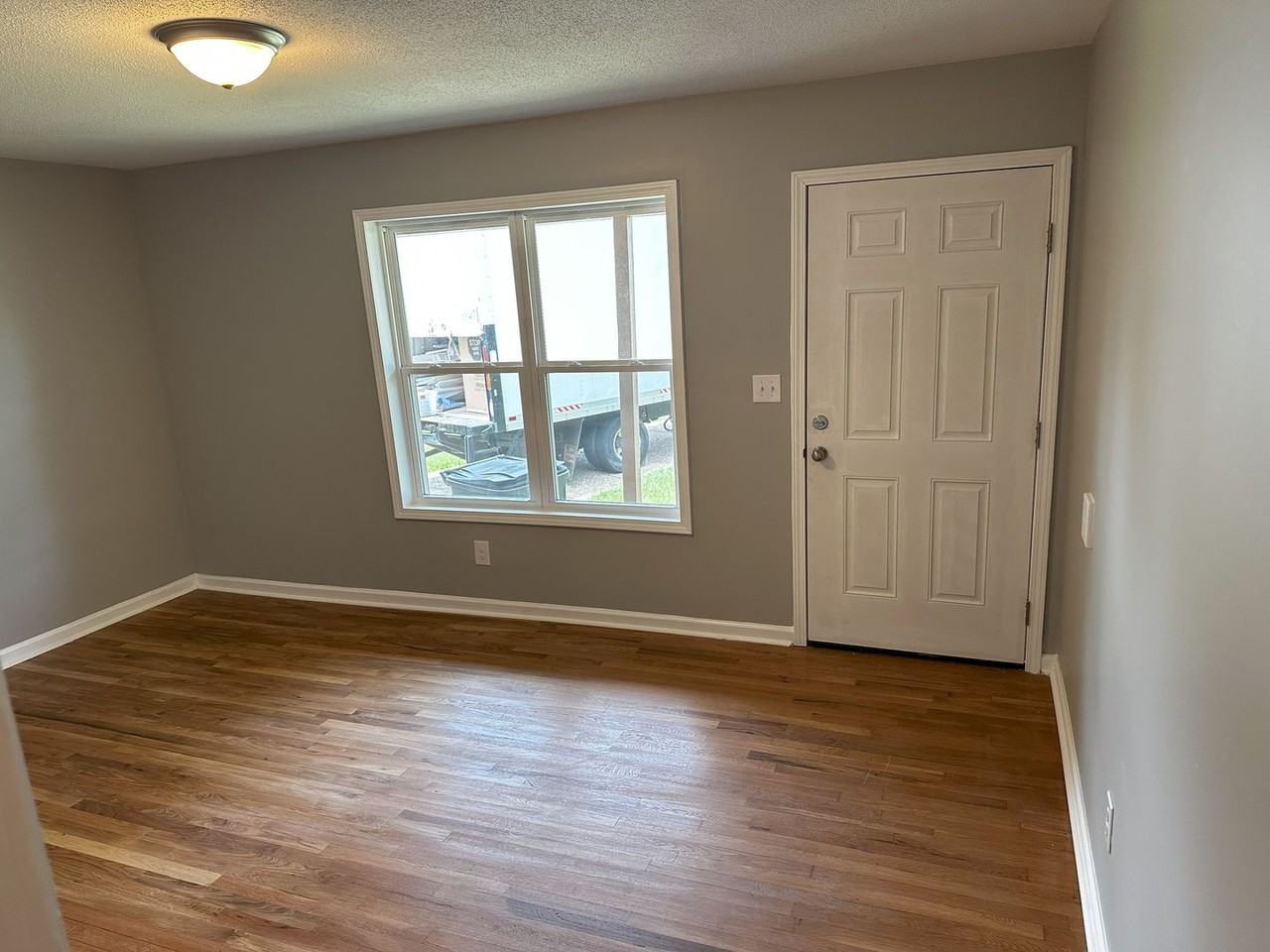 4124 20th St - Photo 3 of 12