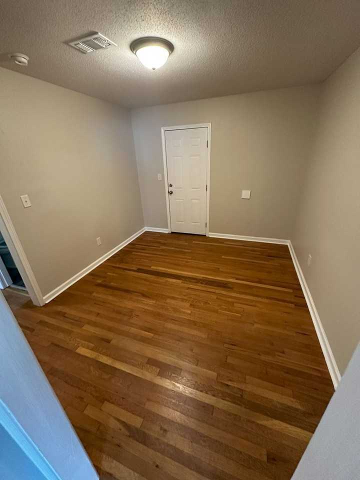 4124 20th St - Photo 6 of 12