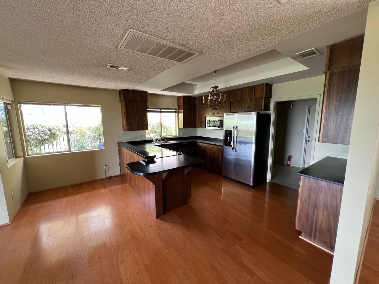 25120 Huron St - Photo 6 of 23