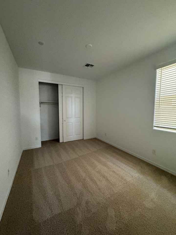 13392 W Eagle Feather Rd - Photo 5 of 25