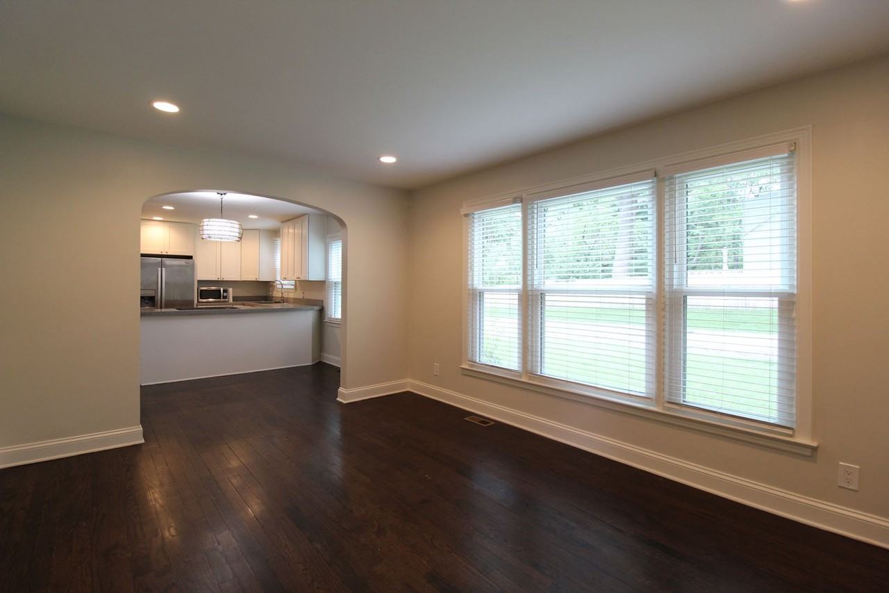 4515 W 62nd Ter - Photo 2 of 15