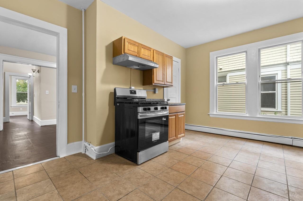260 Orchard St - Photo 2 of 30