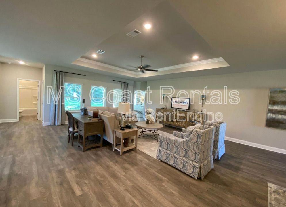 9393 Lost Tree Trl - Photo 4 of 35