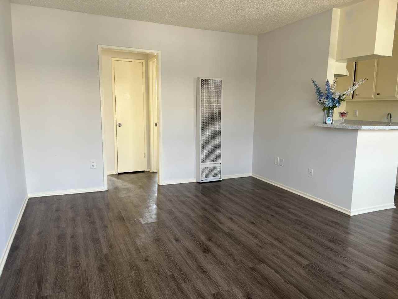 650 Glenoaks Blvd #37 - Photo 2 of 8