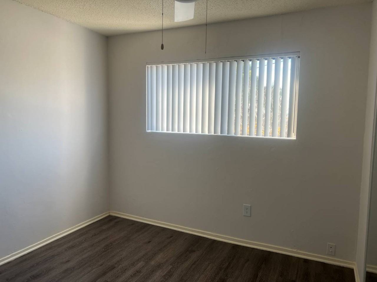 650 Glenoaks Blvd #37 - Photo 7 of 8