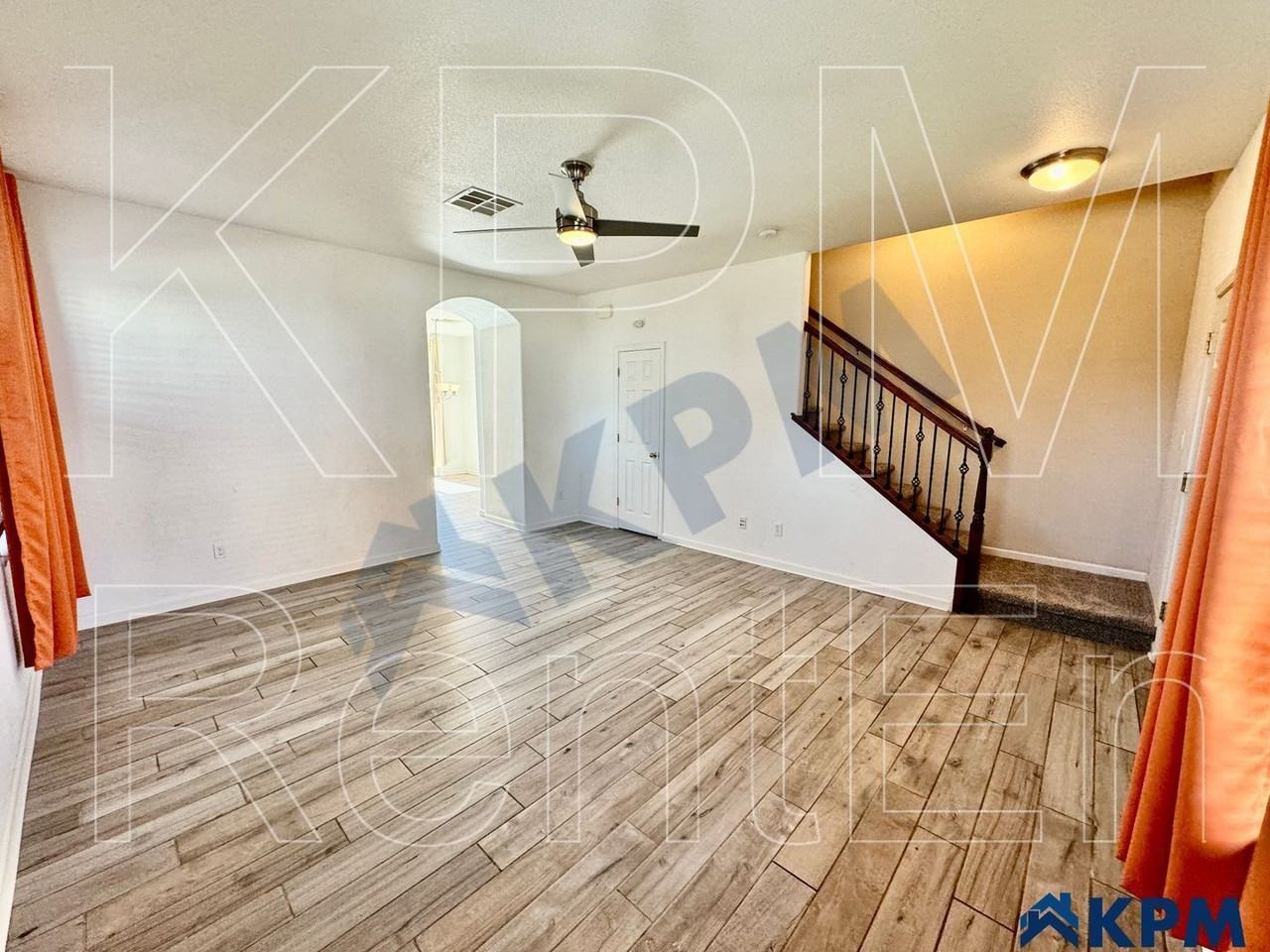1504 Cat Tail Dr - Photo 5 of 29
