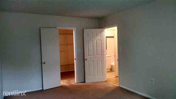 3811 Swann Rd - Photo 2 of 10