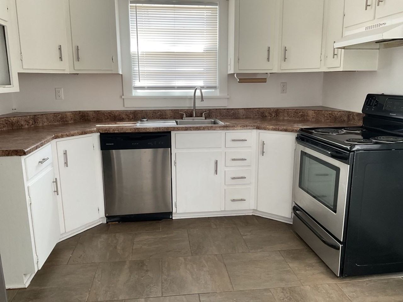 3810 County Road 47 - Photo 3 of 8