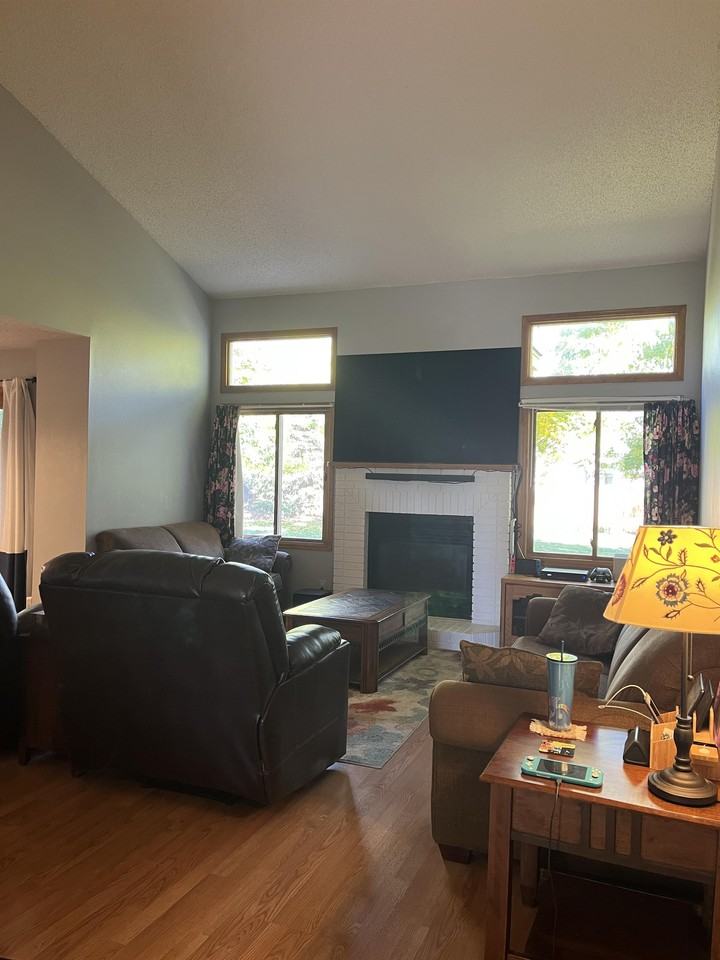 2032 Prairie View Ct - Photo 2 of 42