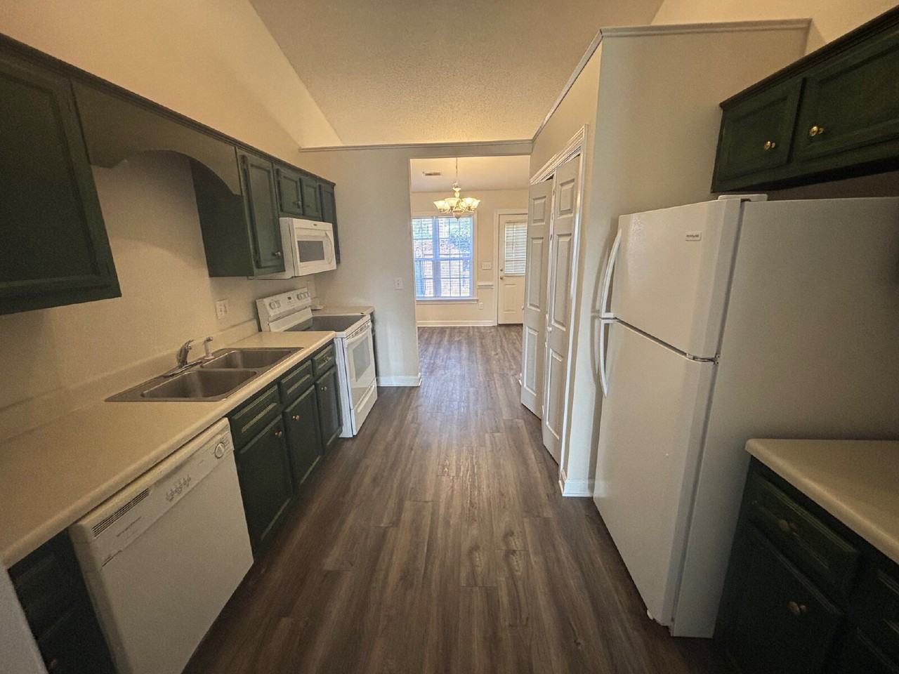 3904 Palmer Dr #B - Photo 5 of 23