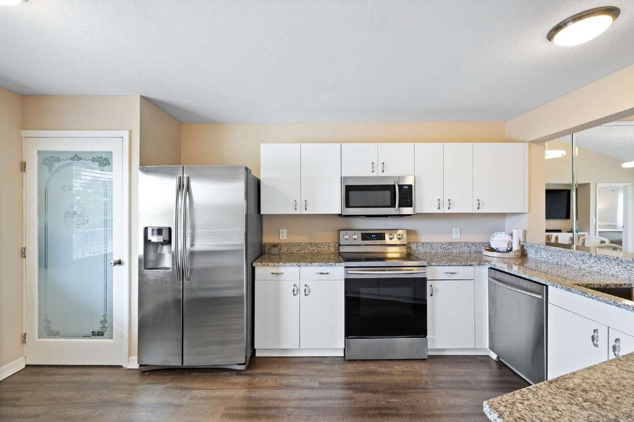 121 Gabriel Cir #10 - Photo 5 of 27