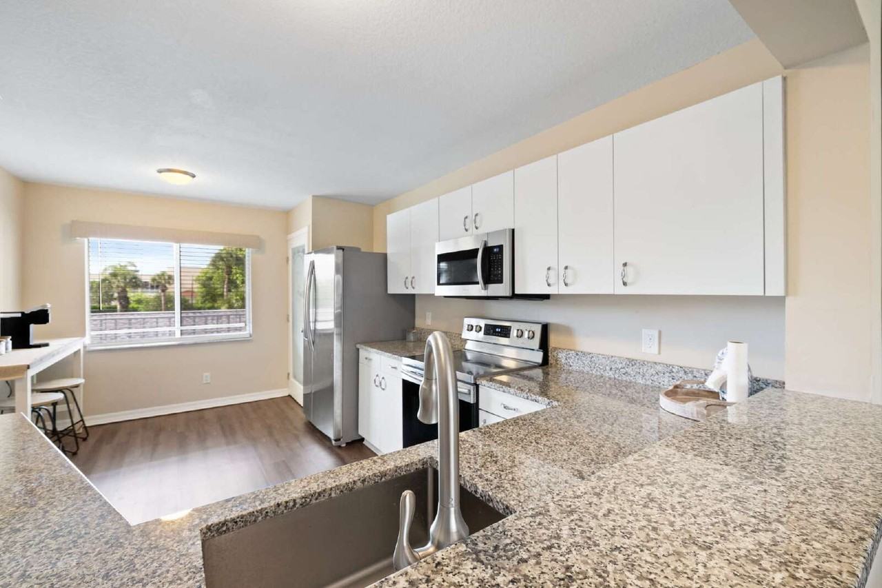 121 Gabriel Cir #10 - Photo 7 of 27