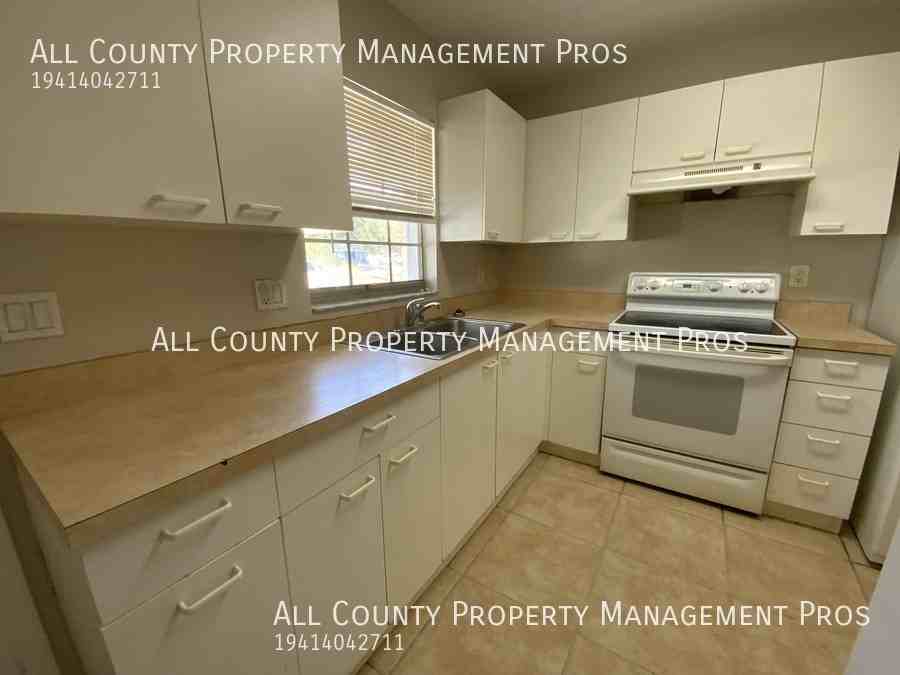 928 Royal Palm Dr #910 - Photo 2 of 17