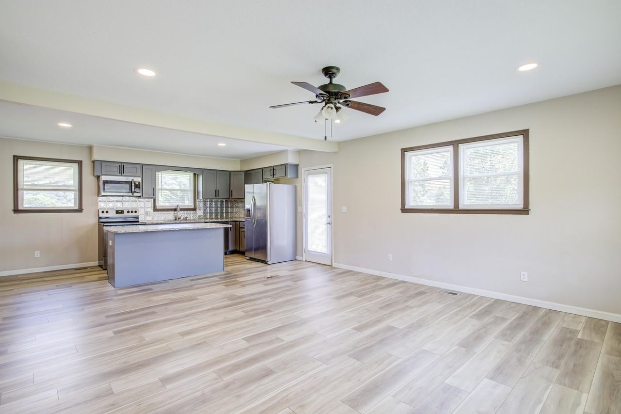 101 Rose Ln #NA - Photo 3 of 25