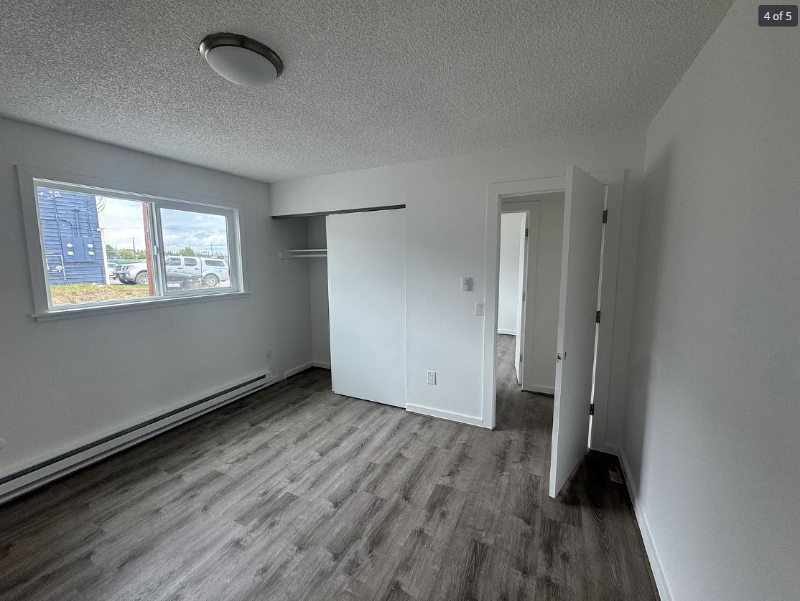 330 Park Ave #2 - Photo 3 of 5