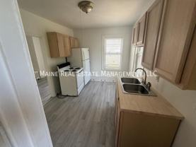 8 Commercial St #4 - Photo 1 of 1