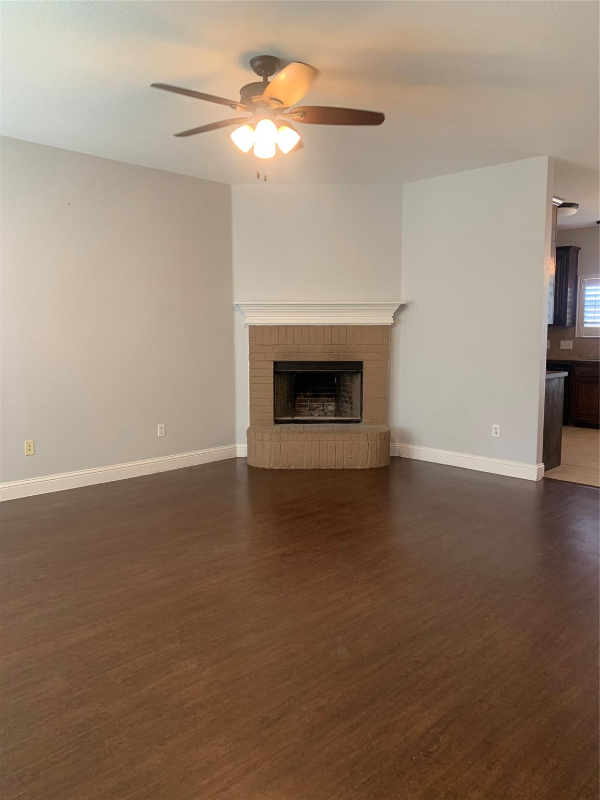 10905 Braemoor Dr - Photo 3 of 13