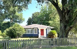 featured image of 1323 3rd St