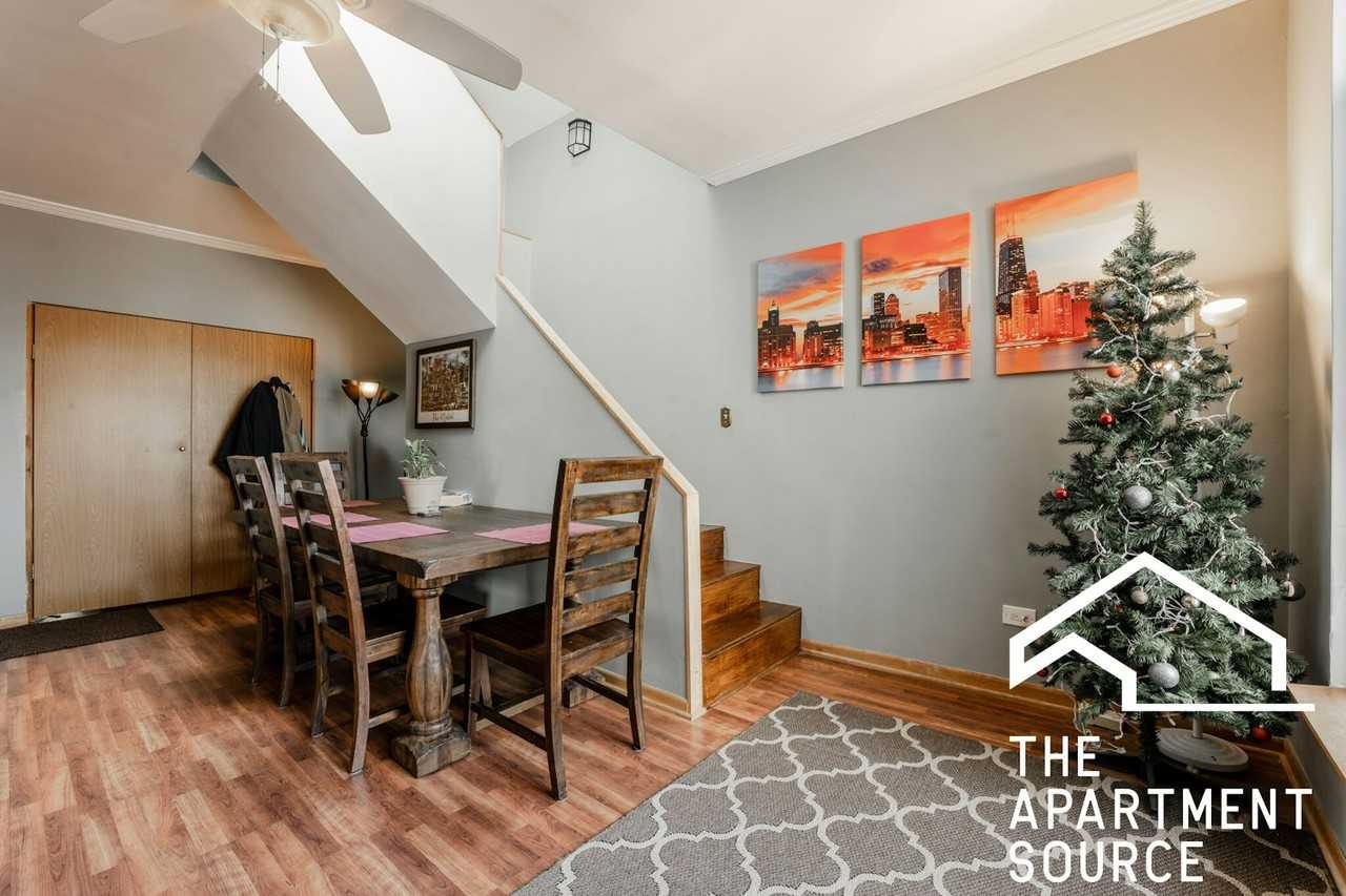 3036 North Seminary Avenue, Unit 3F - Photo 3 of 31