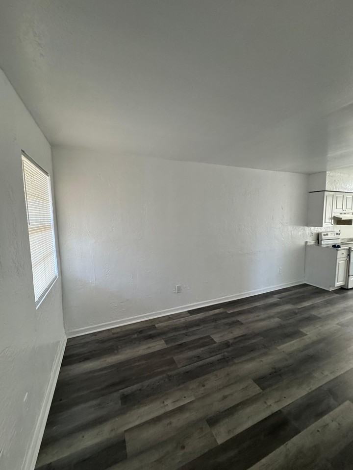 ROCKY APARTMENTS LLC - Photo 2 of 32