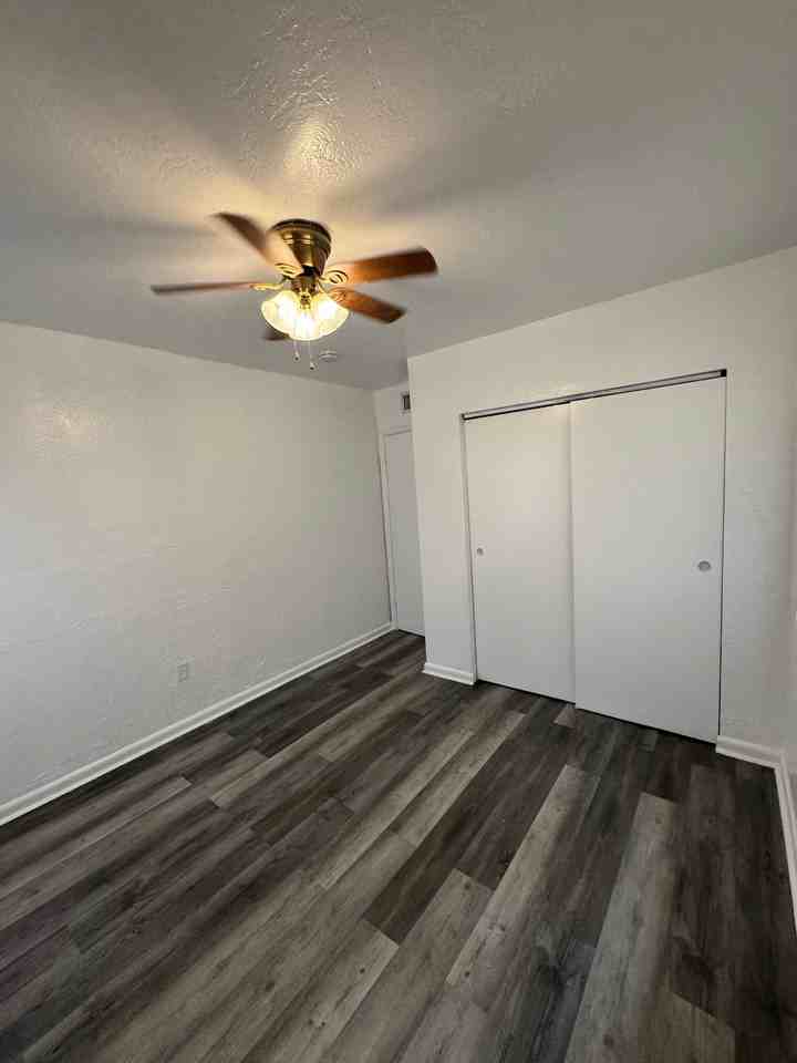 ROCKY APARTMENTS LLC - Photo 6 of 32